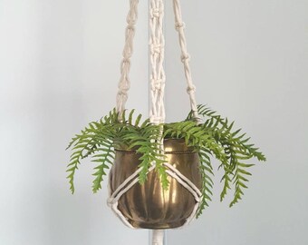 Jardinière Ari, macramé, suspension à plantes, corde de coton, modèle Ari.