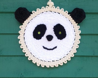 Macramé-panda weaving