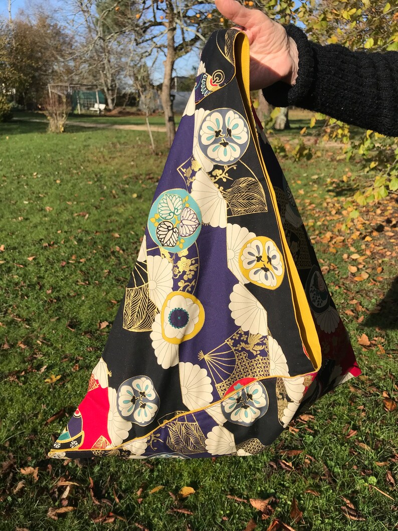 Azuma Bag, Origami Bag, Tote Bag, in Japanese Fabric, Very Colorful
