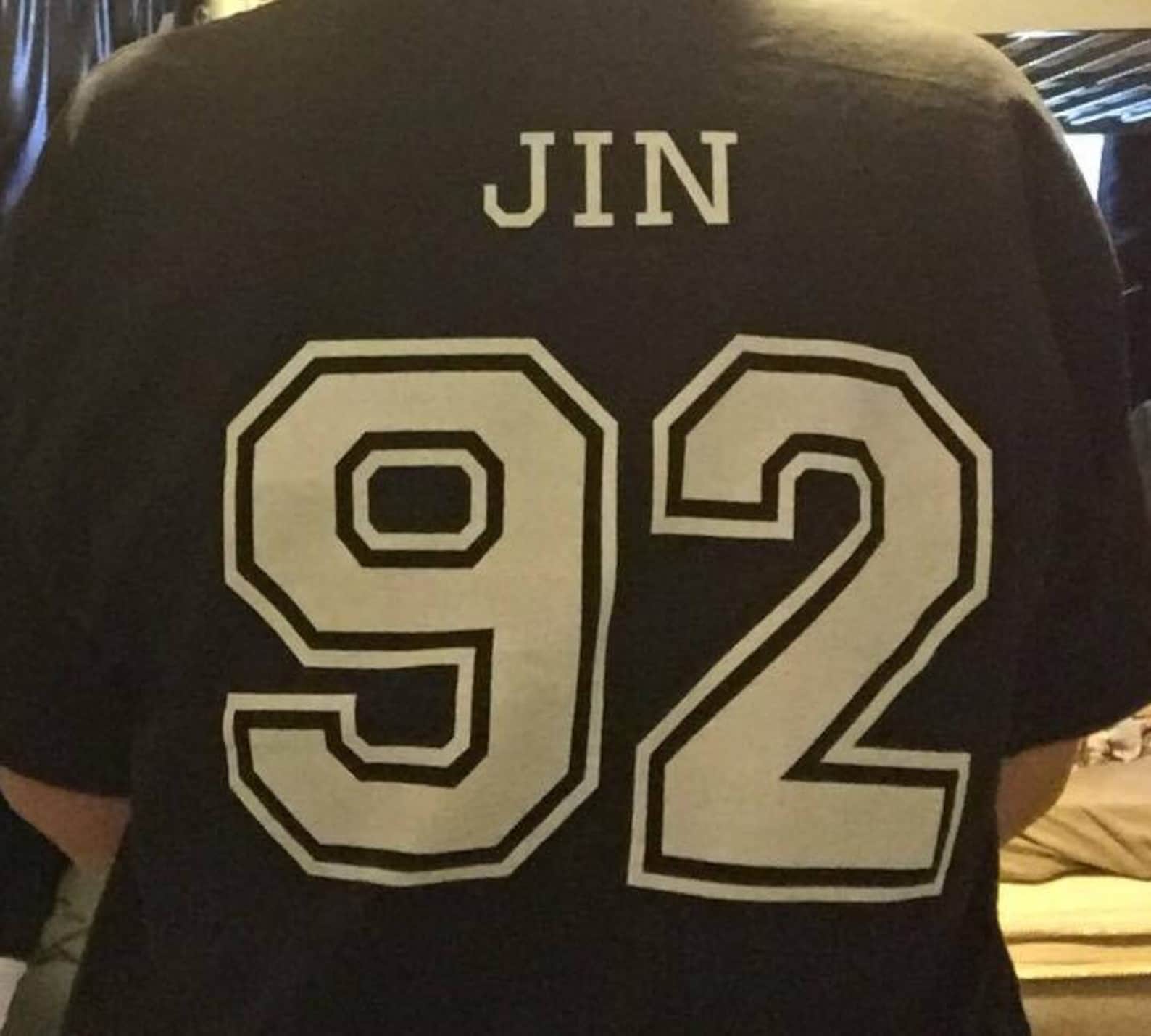 Jerseys Kpop hechos a medida de The Casual Kpop Shop Etsy