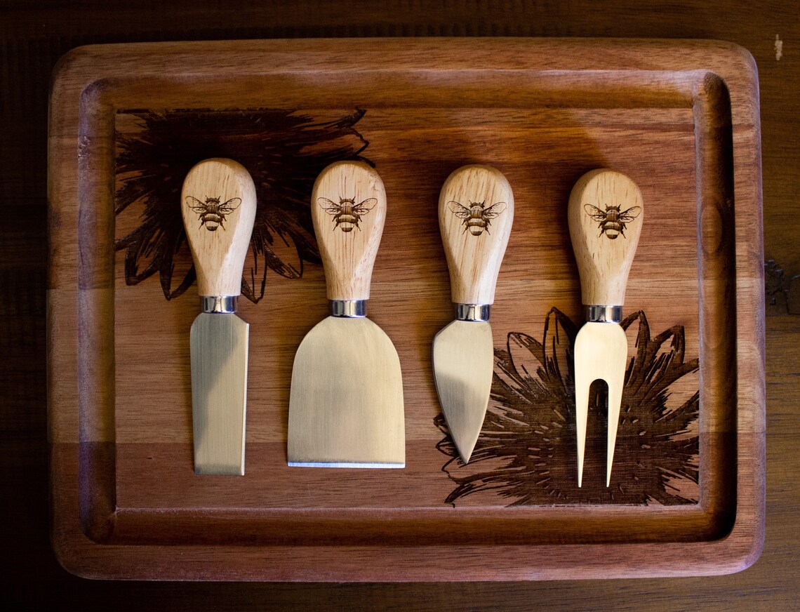 Bee Cheese Knife Set 4 pieces Engraved Bamboo Etsy