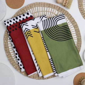 Colorblock Dish Towel Trio – Bold Modern Unique Color Block Kitchen Dish Towel Set, Dopamine Decor Tea Towel, Housewarming Hostess Gift, Eco