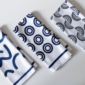 Blue Swirl Abstract Dish Towel Trio - 3pk - Kitchen Towel Tea Towel - 16''x24''