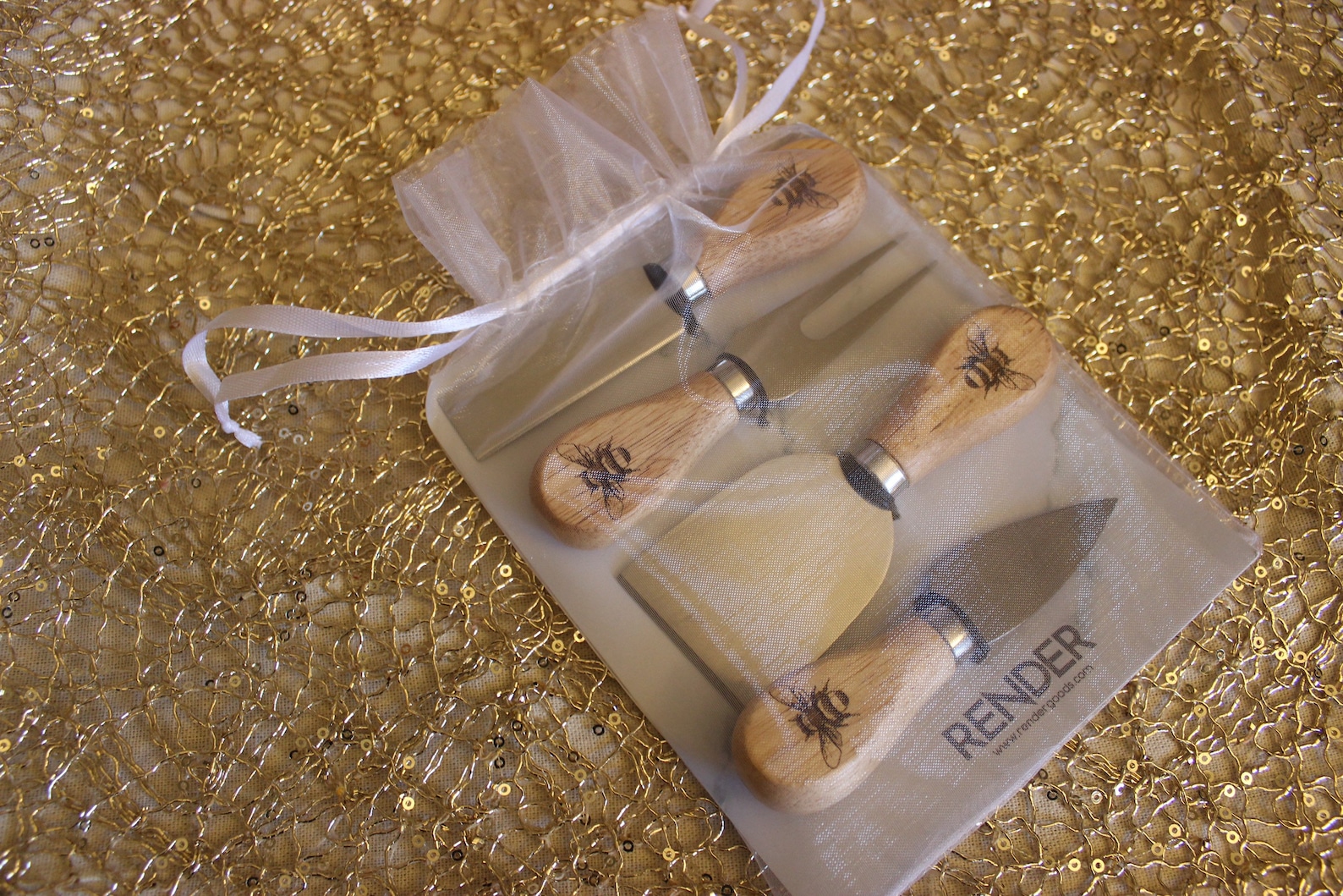 Bee Cheese Knife Set 4 Pieces Engraved Bamboo Etsy