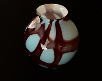 Kralik Webbed Tango Ball Vase