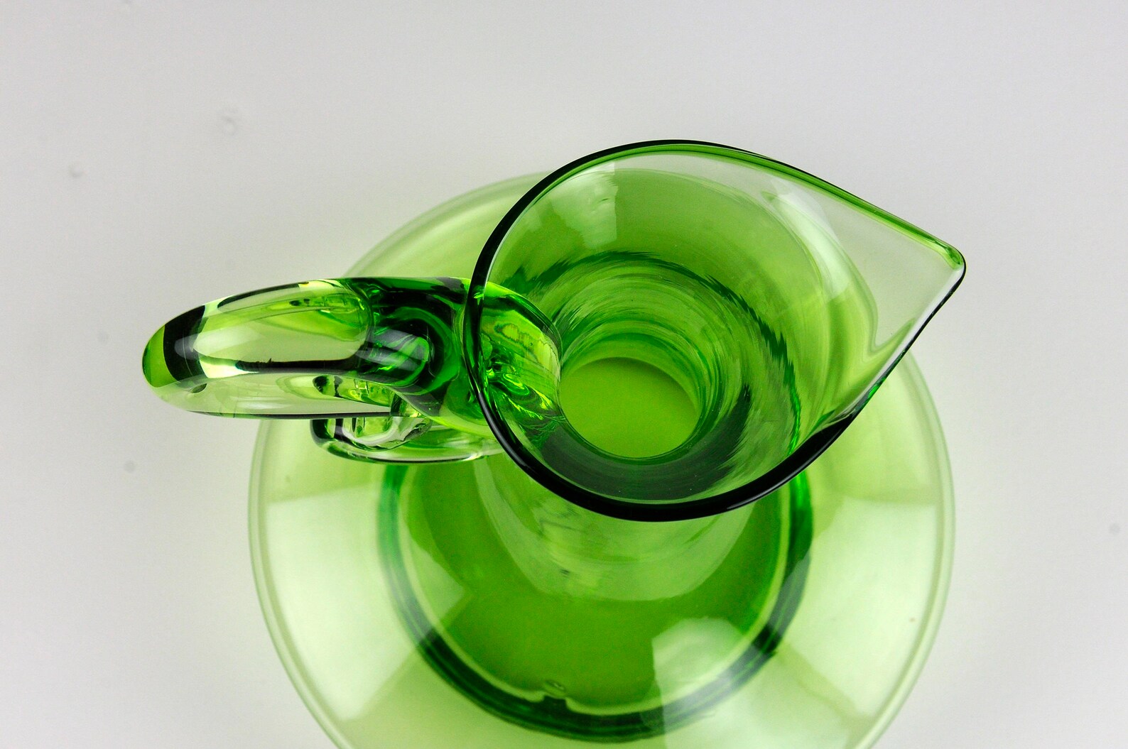 Bischoff Glass Lime Kingstown 947 8 Handled Vase Etsy