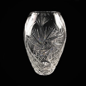 Whirling Star Cut Crystal 12 Inch Oval Vase