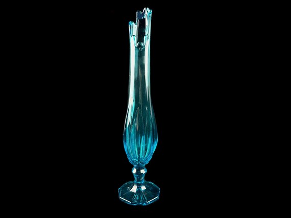 LE Smith 648 Dominion Colonial Blue Swung Glass Footed 21 Inch Vase