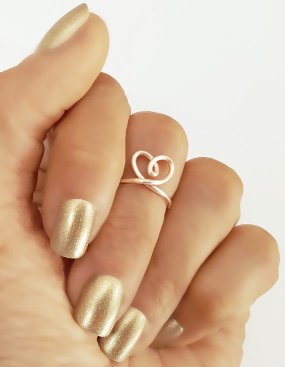 Heart midi ring deals
