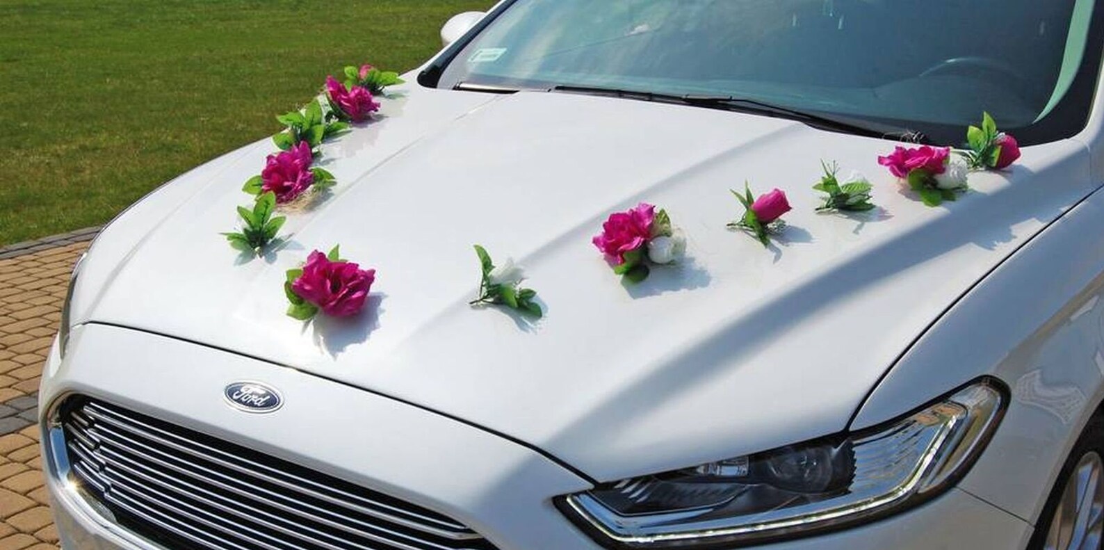 Wedding Car Decoration Kit White and Pink Flowers Car Idea for Wedding Fair Ribbon and Bows