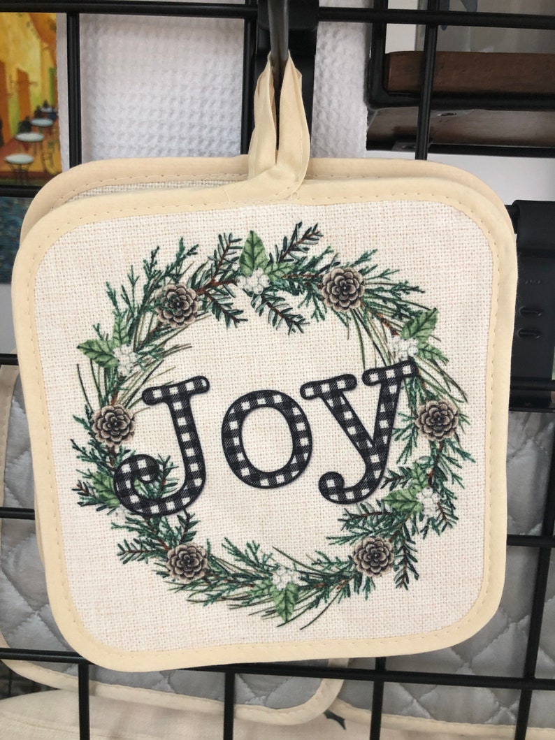 Farmhouse Christmas Pot Holder image 4