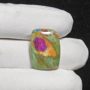 Naturlig Rubin Fuchsit Cabochon Lös Ädelsten Grossist För Smyckestillverkning 26 Ct 24X18X6 MM