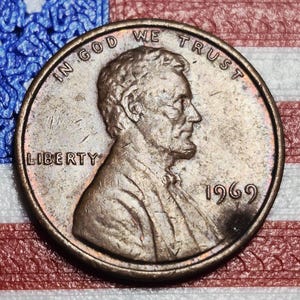 1969 Lincoln Penny – Moon Landing Year, Collectible US Cent (P/D)