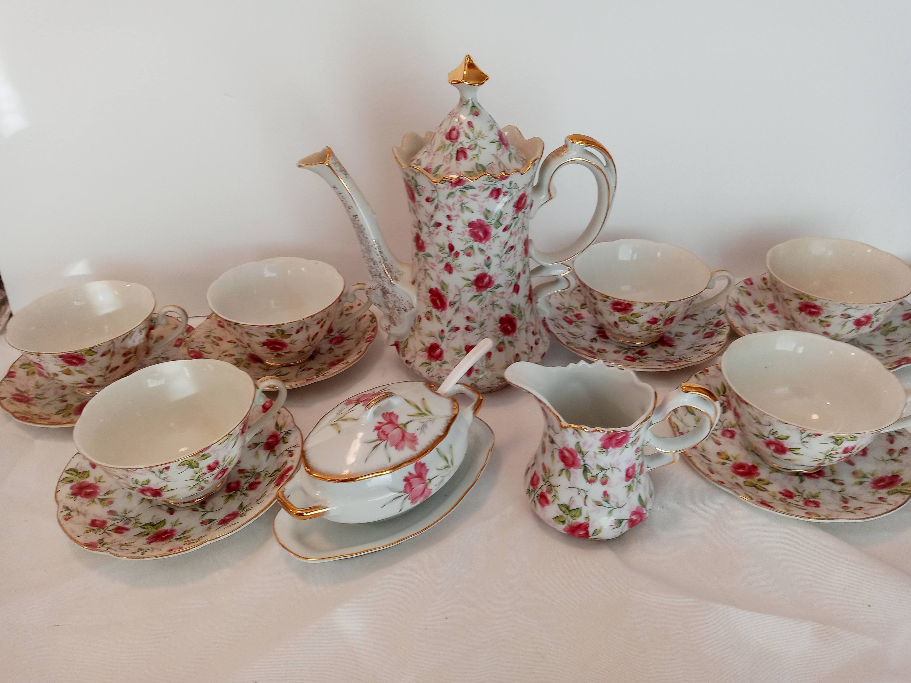 Lefton Coffee Set. Coffee Pot, Sugar, Creamer, Salt, and Pepper Shakers.  Hand Painted Porcelain. Rose Motif. Fine Dining.