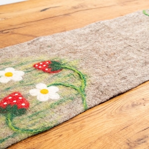 Table runner made of felt strawberry undyed wool handmade runner made of wool spring decoration table decoration spring flower image 1