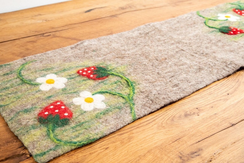 Table runner made of felt strawberry undyed wool handmade runner made of wool spring decoration table decoration spring flower image 1