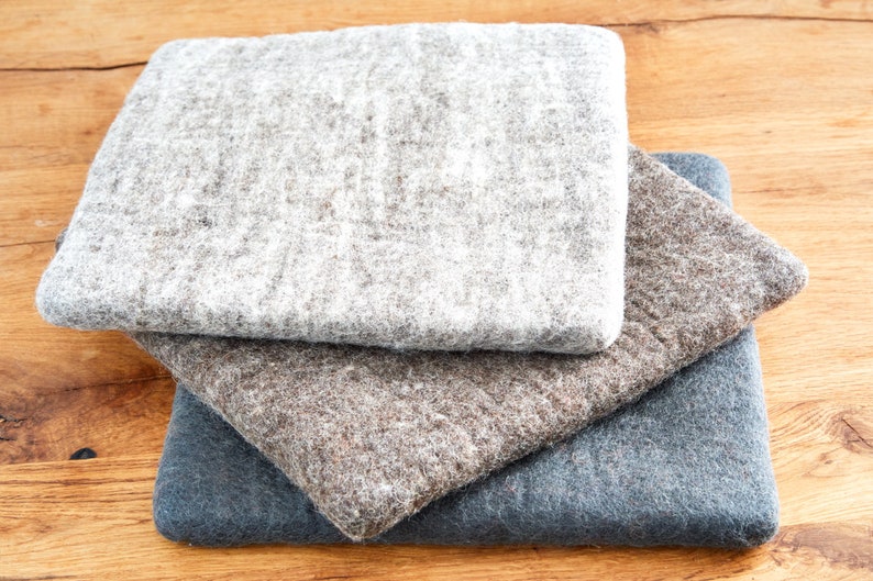 Felt seat cushion, square, 40 x 40 cm in the colors grey, white, natural undyed, square felt cushion, wool chair cushion, chair cushion image 1