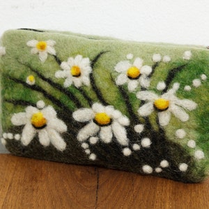 Filztäschchen Margariten, kleines Täschchen aus Filz Blumen, Geldbeutel klein, Geschenk Mädchen Frau, für Handtasche