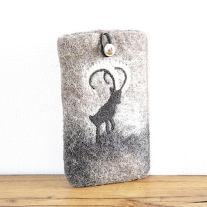 Beschermend smartphonehoesje van vilt 20 x 12 cm Capricorn natuurgrijs mobiele telefoonhoesje