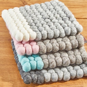Coaster made of felt balls square 20 x 20 cm natural pastel pink white blue green grey handmade pot coaster felt felt coaster