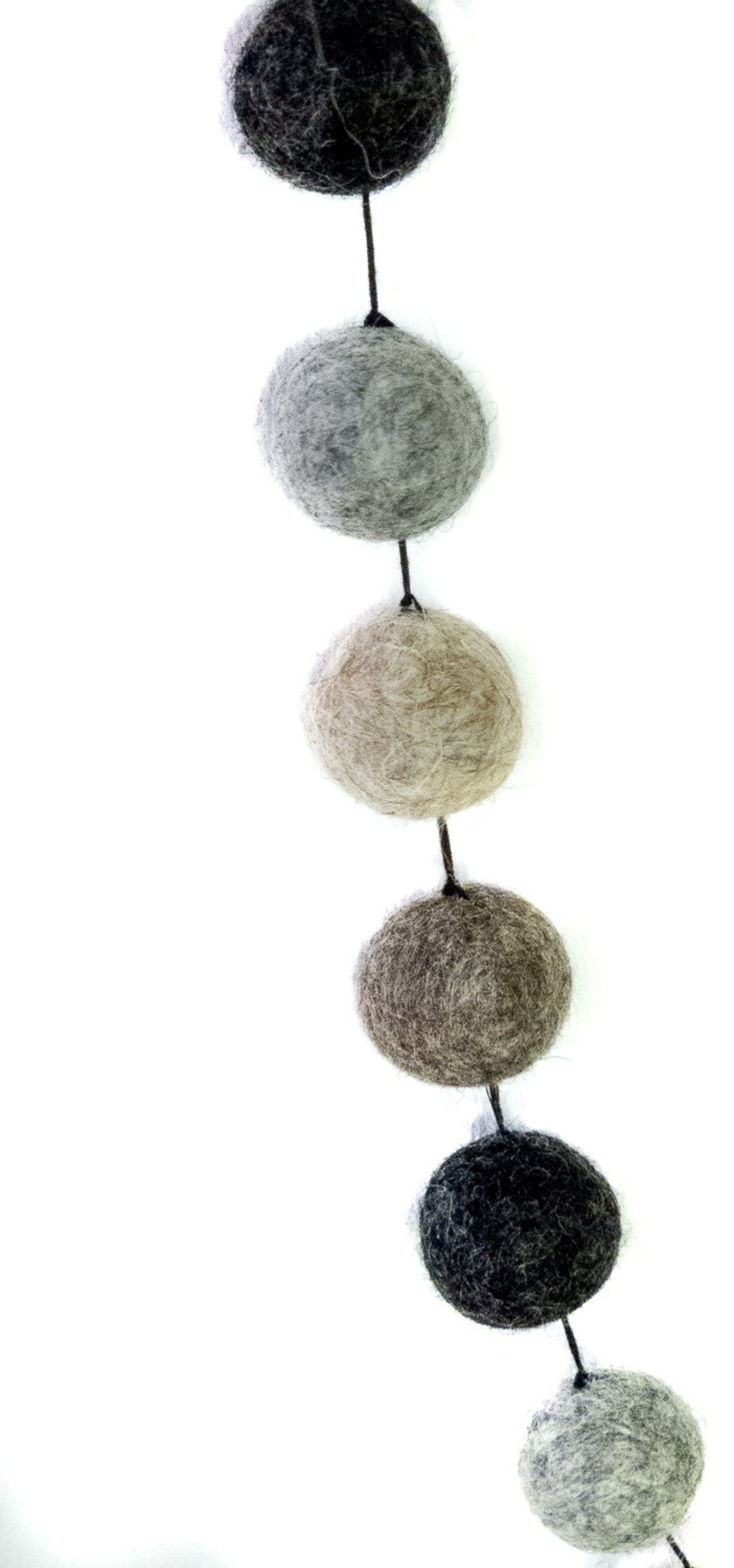 Girlande Bommel de boules de feutre colorées ou discrètes 140 Etsy