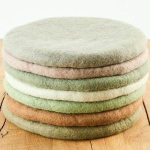 Seat cushion made of felted wool, round, 35 cm, colorful chair cushions made of felt, herbal, sage, pewter, beige, olive, mud