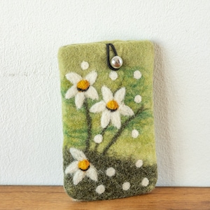Beschermhoesje smartphone van vilt 20 x 12 cm madeliefjes weide mobiele telefoonhoesje telefoonhoesje