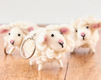 Keychain sheep made of felt gift small felted sheep, Easter gift, handmade