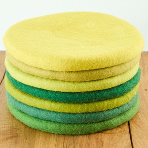 Seat cushion made of felted wool, round, 35 cm, colourful chair cushions made of felt, green, light green, medium green, yellow, lemon, kiwi