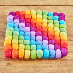 Coaster rainbow made of felt balls square 20 x 20 cm colorful handmade pot coaster felt felt coaster felt ball coaster