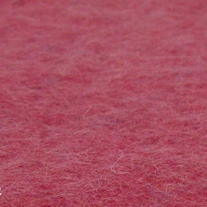 Sitzkissen aus Wolle gefilzt, rund, 35cm, farbenfrohe Stuhlkissen aus Filz, beere pink rosa aubergine bordeaux Bild 10