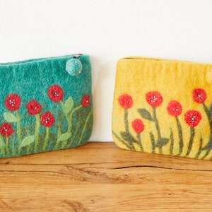 Filztäschchen mit Blumen, Mohn, rote Blumen auf türkis oder gelb, kleiner Geldbeutel, Täschchen aus Filz, Aufbewahrung für Kosmetikartikel