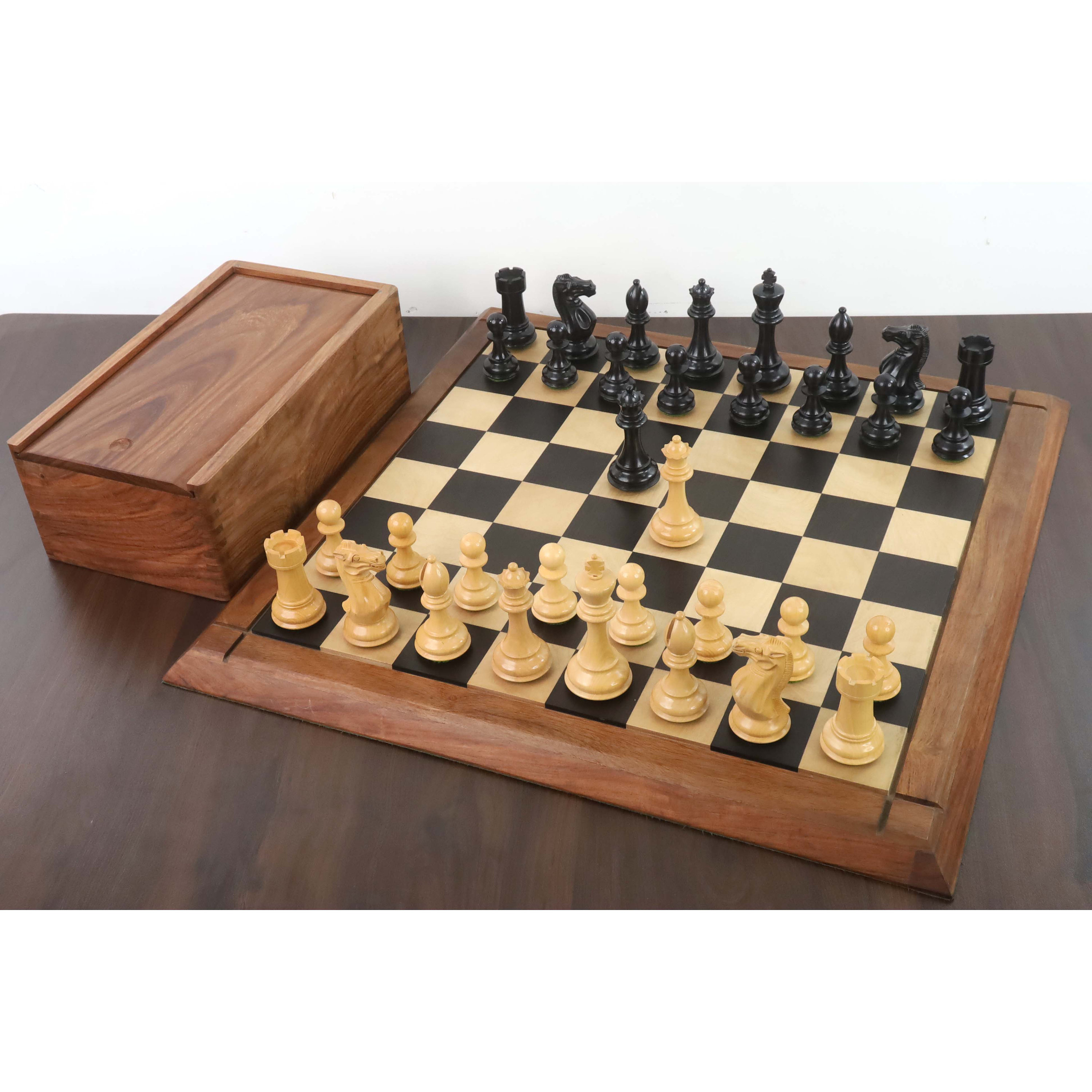 Deluxe Old Club Staunton Chess Set Ebony Boxwood Pieces with Black & Bird's-Eye Maple Chess Case - 3.25 King