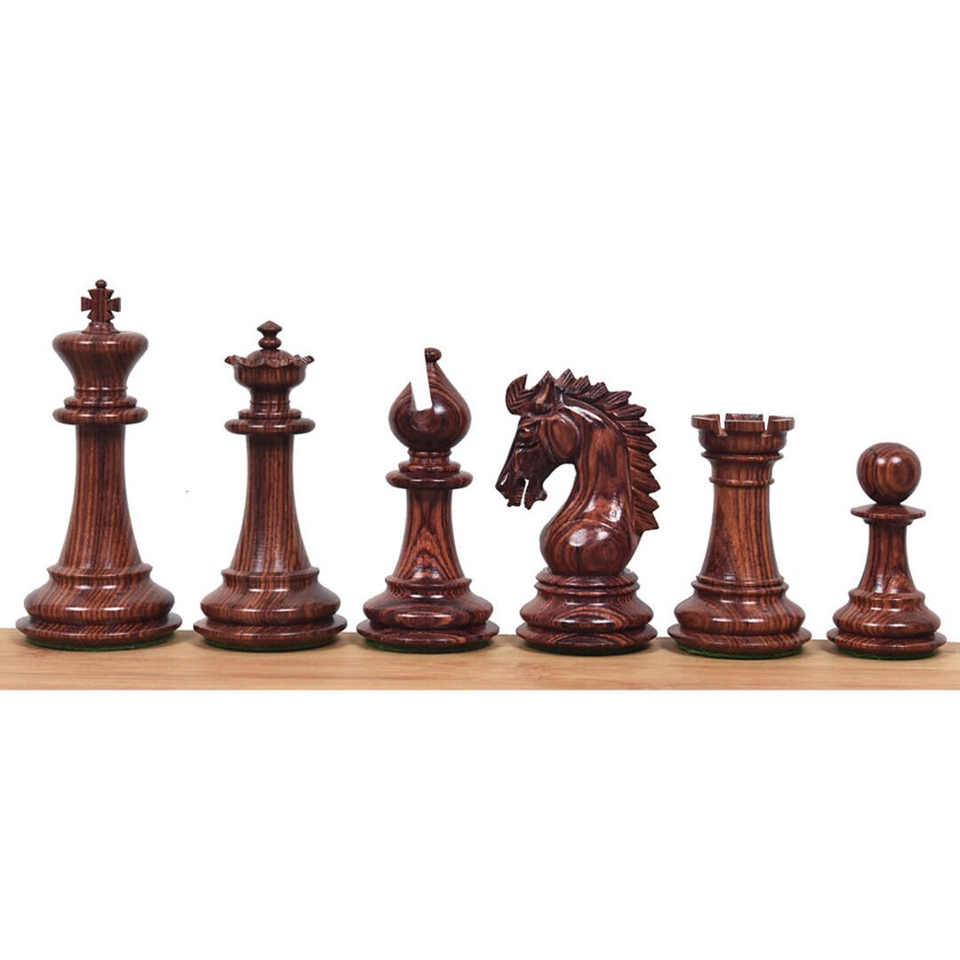 Deluxe Old Club Series Chess Set Ebony & Boxwood Pieces with Olive Wood &  Black Deluxe Board - 3.75 King