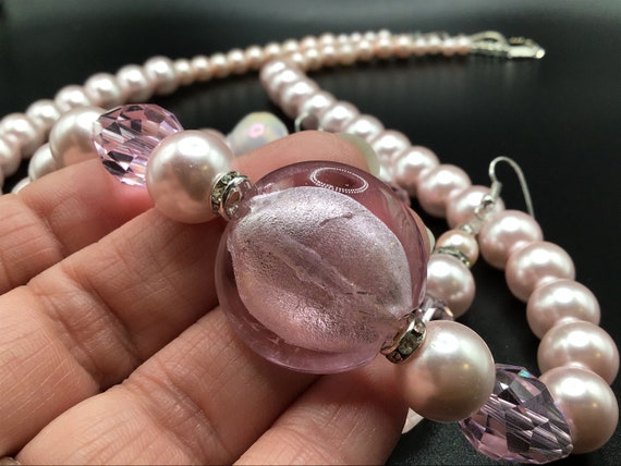 Vintage Dichroic Pink Satin Glass & Faux Pearl Be… - image 3