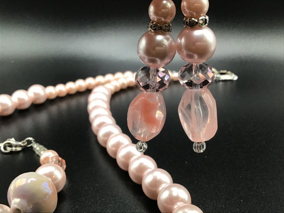 Vintage Dichroic Pink Satin Glass & Faux Pearl Be… - image 5