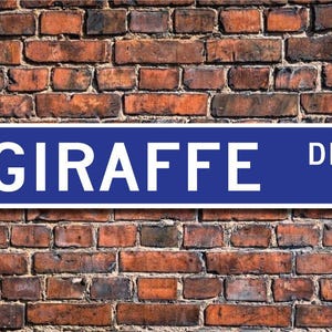 Giraffe, Giraffe Gift, Giraffe Sign, Giraffe decor, Giraffe lover, zoo sign, African native, Custom Street Sign, Quality Metal sign
