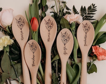 Grandma Spoon | Personalized Wooden Gift For Grandma | Flower Bouquet Grandmother Nana Mimi Gigi | Mothers Day Engraved Kitchen Decoration