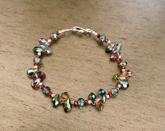 Holiday beaded bracelet