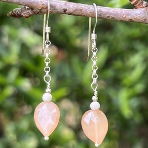Moonstone Sterling Silver Earrings #AVEN2378