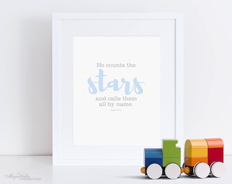 Versículo da Bíblia para impressão, Salmo 147:4, Ele conta as estrelas, arte das escrituras, arte de parede, menino, azul, decoração de berçário, bebê, recém-nascido, 8x10, tipografia