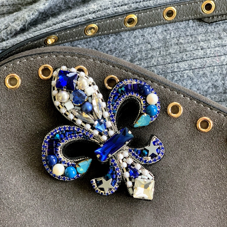 FLEUR DE LIS royal lily brooch lily beaded brooch jewelry embroidery blue silver Flower Heraldic brooch Arms Of France Three Petal Flower