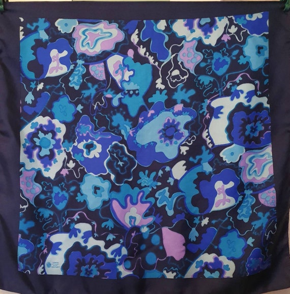LIBERTY OF LONDON Silk Scarf
