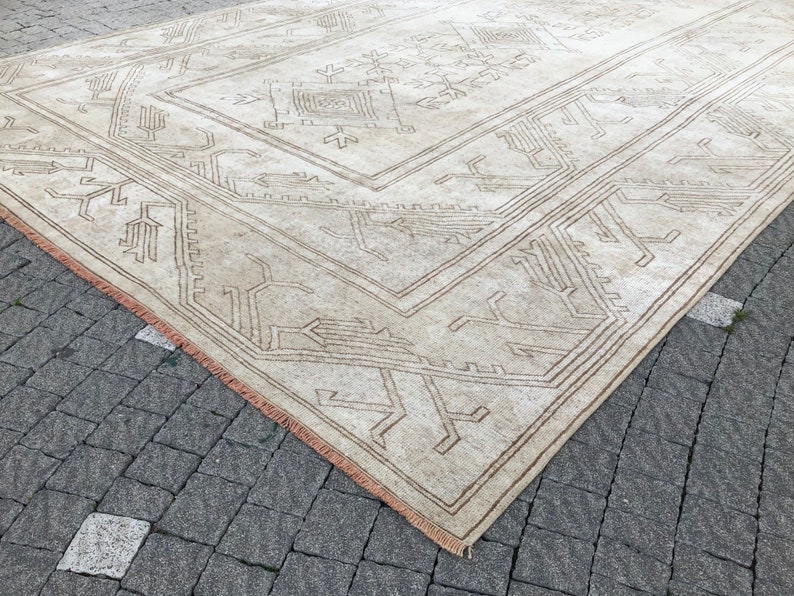 Neutral Oushak rug 9x12 Turkish rugLow pile rug Oriental Etsy