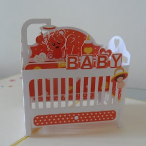 Nuovo bambino - Nascita - Culla - Congratulazioni - 3d - Pop up Card - Baby Shower (sku122)