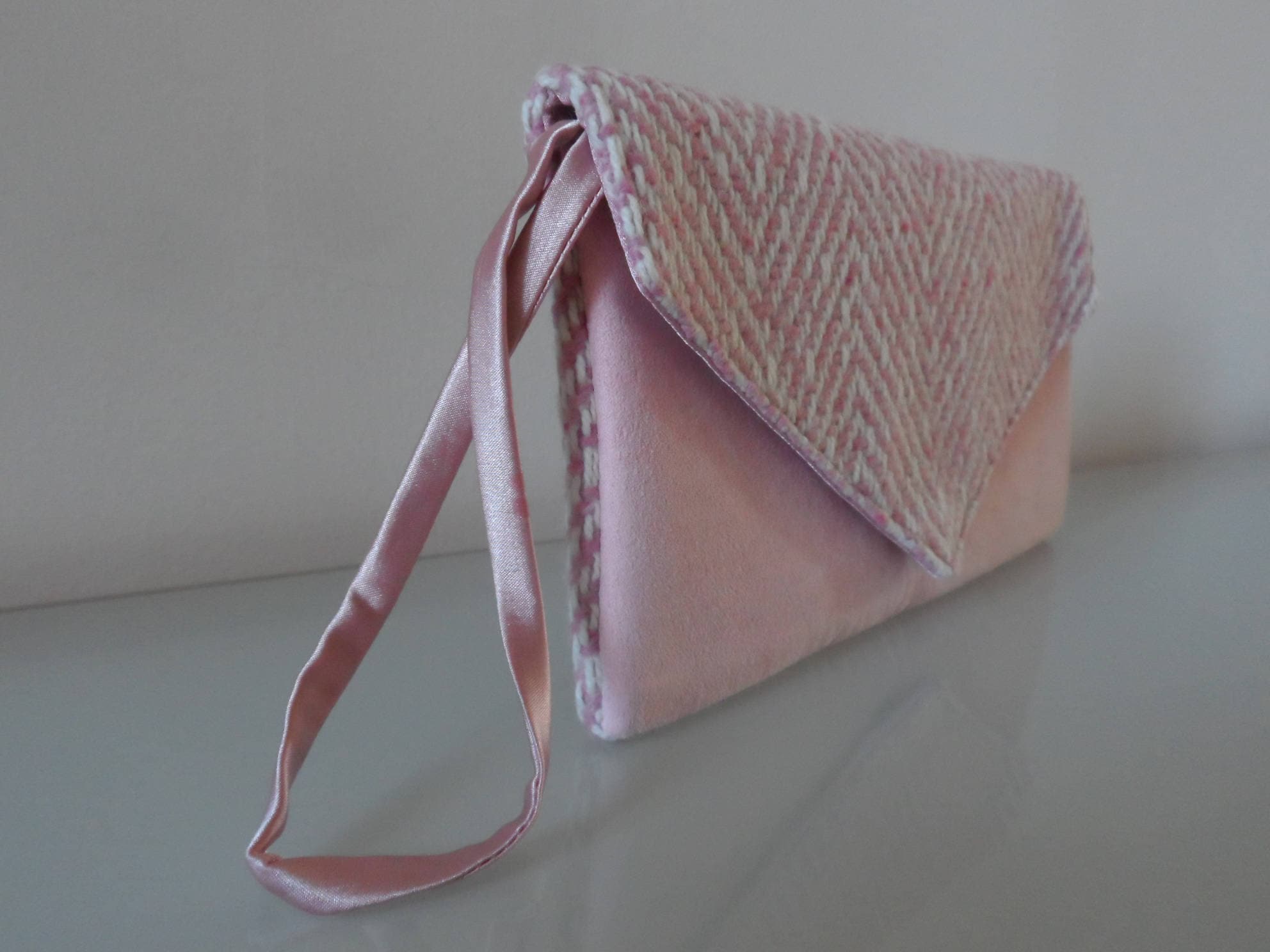 Modest / Simple Vintage / Retro Blushing Pink Suede Square Messenger Bag  2021 Casual Women's Bags