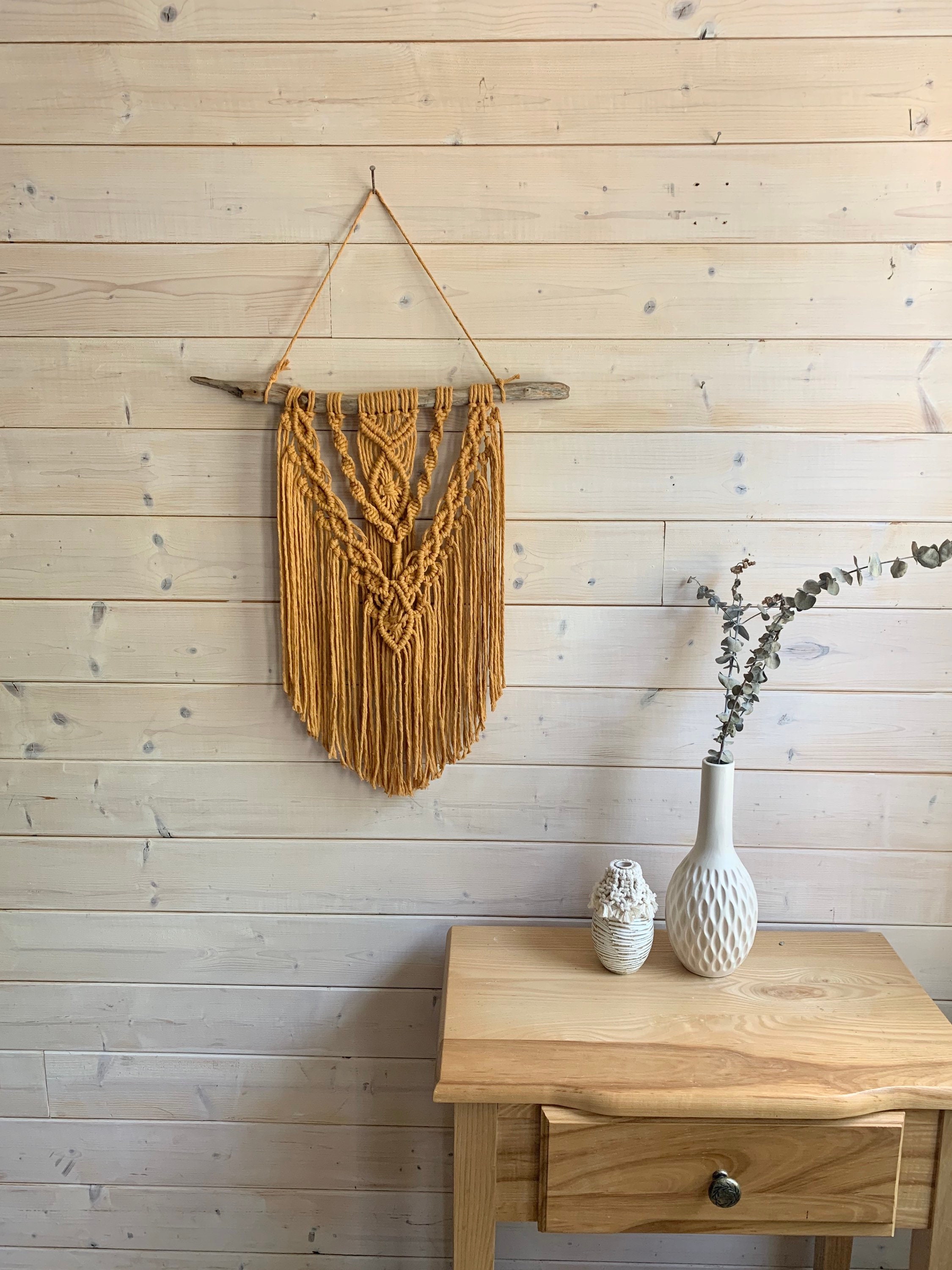 Macrame Jaune Moutarde Tenture Murale Macrame Mural Sur Bois Flotte Decoration Murale Chambre Fille Chambre Bebe Cuisine Salon Boho Macrame Jaune Moutarde Tenture Murale Macrame Mural Sur Bois Flotte Decoration Murale Chambre Fille Chambre Bebe Cuisine Salon Boho