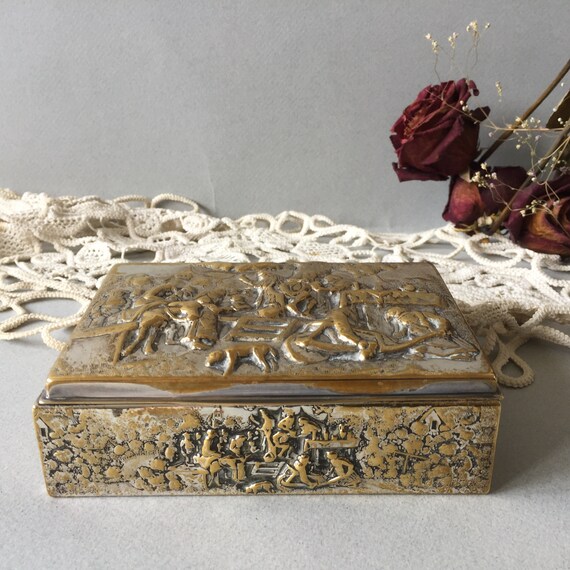 Vintage Dutch Zilpla 90 Silver Plated Relief Box Dutch Village