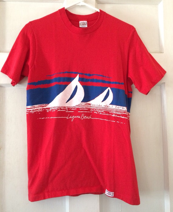 Crazy Shirts Hawaii T Shirt Laguna Beach sailboats