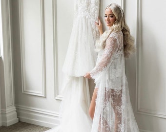 The Alina Lace Bridal Robe with Scallop Lace Trim